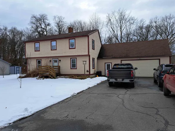 24 HAMMOND ACRES Road, Charlestown, NH 03603