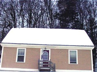 81 Mount Vernon St, Springfield, VT 05156