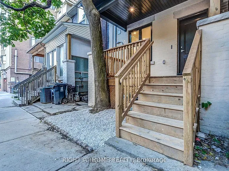 186 Mutual St #UPPER — Photo 1