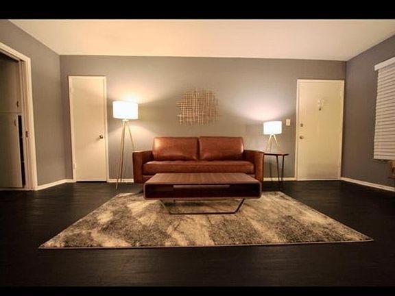 5th image of 859 S Bedford St APT 1