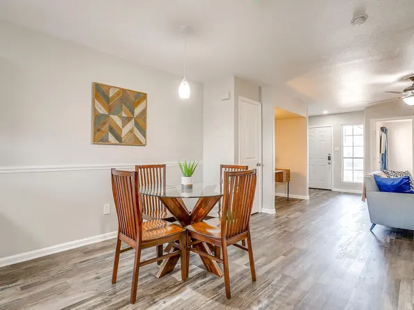 800 Benge Dr #4, Arlington, TX 76013