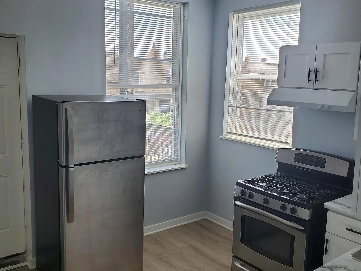 2 bed, 750 sqft, $1,375 — Photo 1