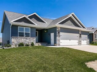 416 Council St, Anamosa, IA 52205