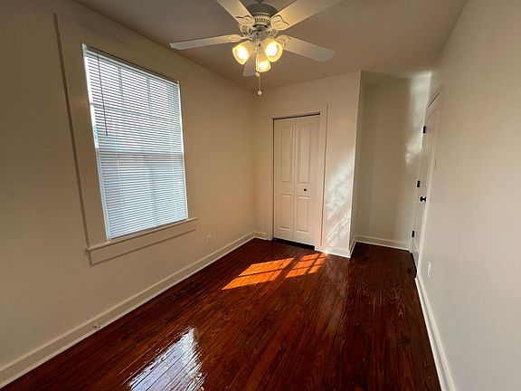 3rd image of 918 Adams St #B