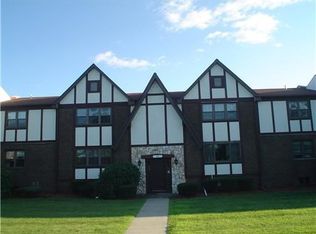 43 Weathervane Dr APT 12, Washingtonville, NY 10992