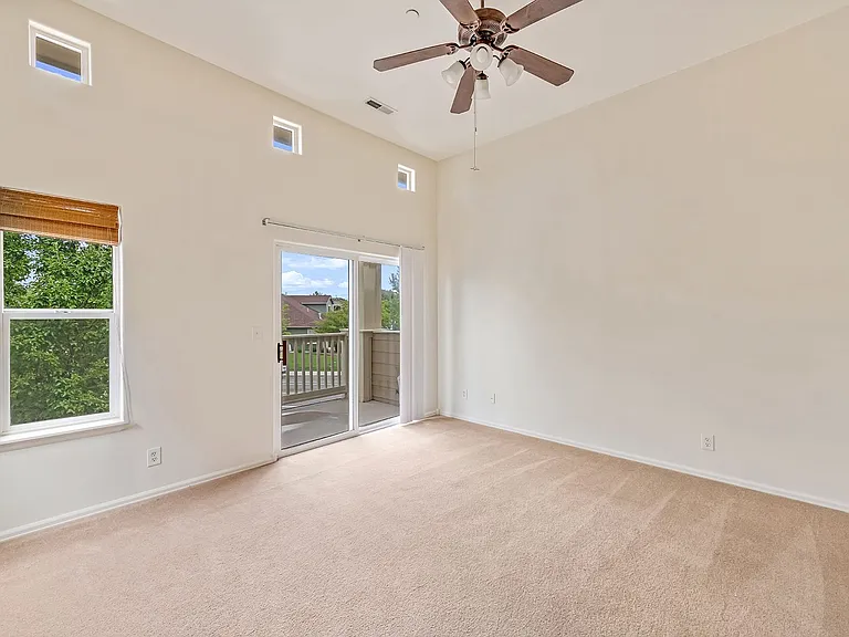 2485 Fountainhead Blvd #F-11 — Photo 5