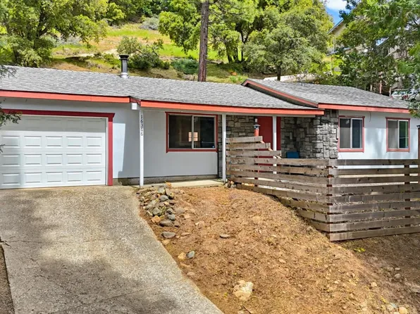 16366 Banner Quaker Hill Rd, Nevada City, CA 95959