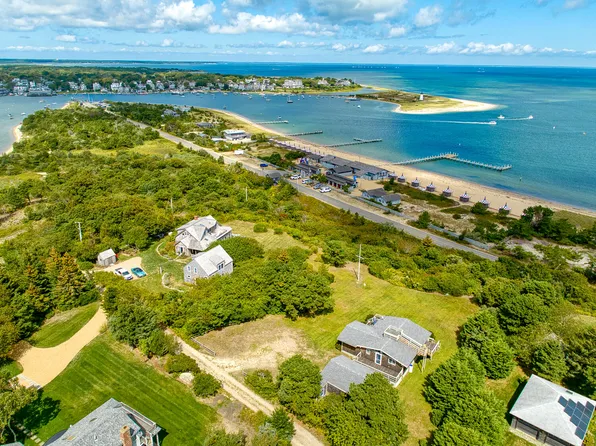 23 Manaca Hill Rd, Edgartown, MA 02539