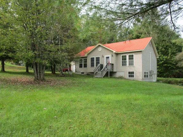 7 Sunrise Drive, Paris, ME 04281