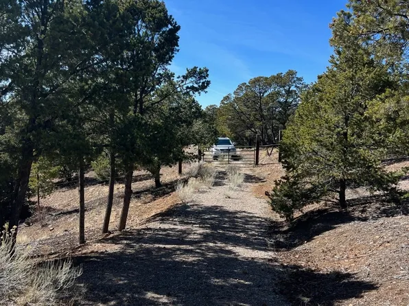 210 Canada Village Rd, Santa Fe, NM 87505