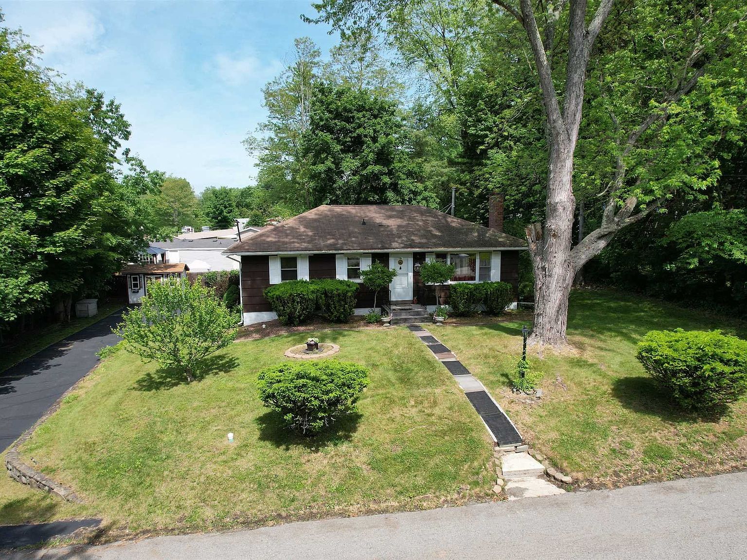 10 Elizabeth Ln, New Windsor, NY 12553 Zillow