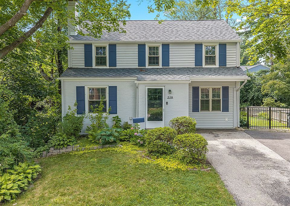 1st image of 238 Barcladen Cir