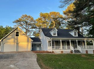 418 Wayward Wind Dr SW, Lilburn, GA 30047