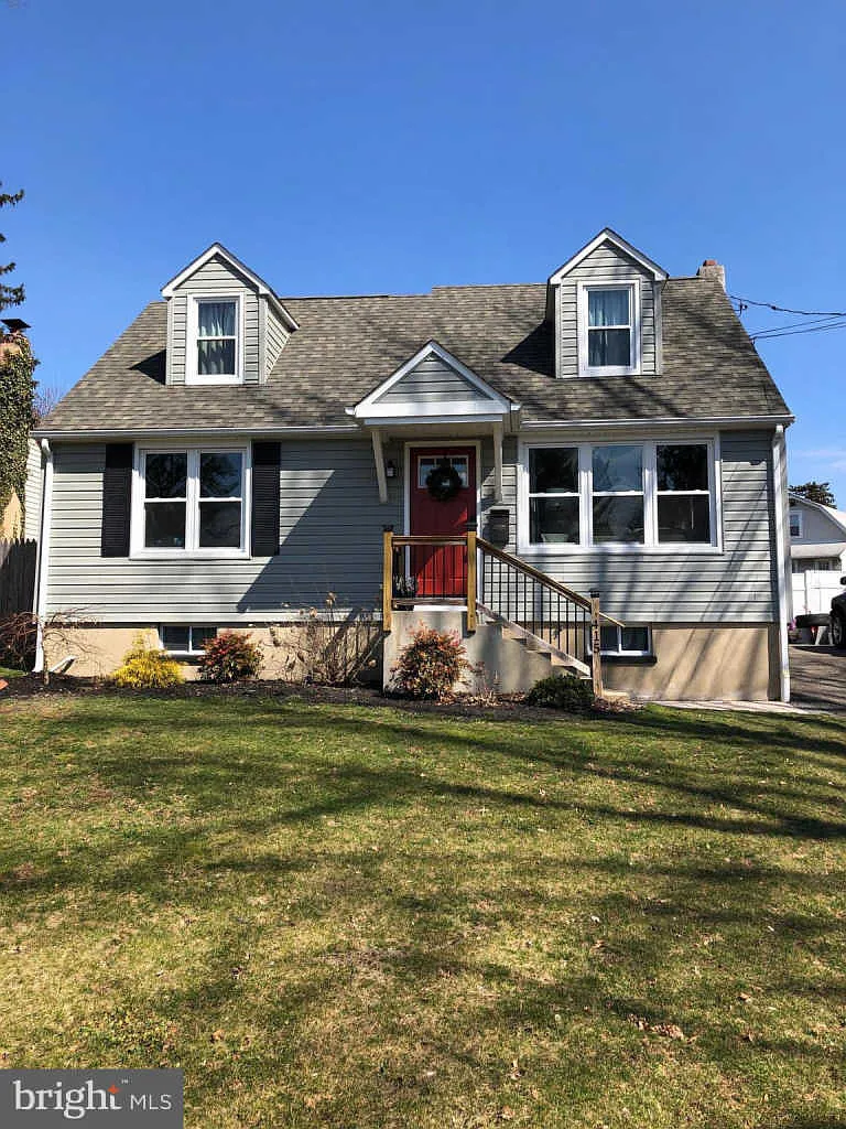 415 Vincent Rd photo 1