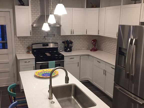 5th image of 1306 Ramona Dr