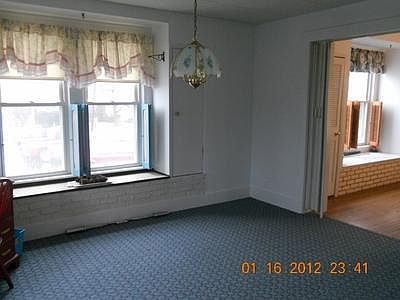 2nd image of 262 E Main St