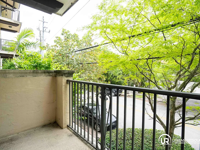 300 Majorca Ave #202 — Photo 19
