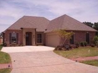 784 Dumaine Ct, Bossier City, LA 71111