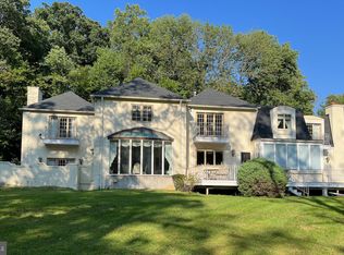 550 S Roberts Rd, Bryn Mawr, PA 19010