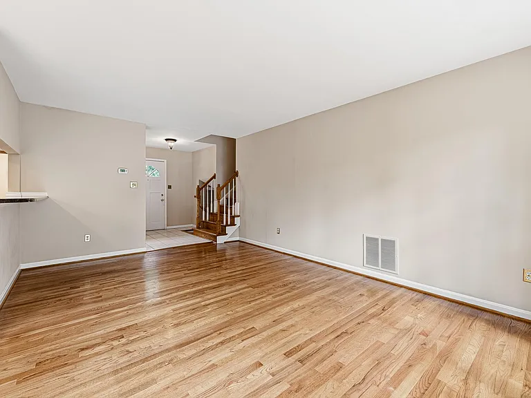 1432 Filene Ct — Photo 5