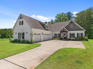 641 Charleston Mills Dr, Midland City, AL 36350