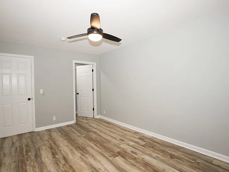 1 Bogie Dr — Photo 31