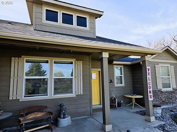 2nd image of 710 SW 2nd St