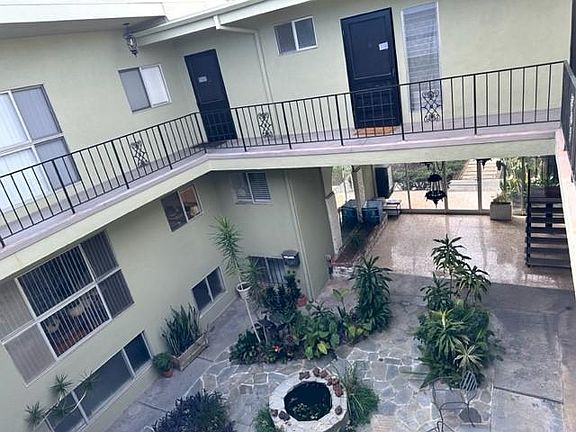 3rd image of 1220 California Ave #2