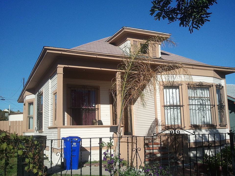 1st image of 2228 Imperial Ave