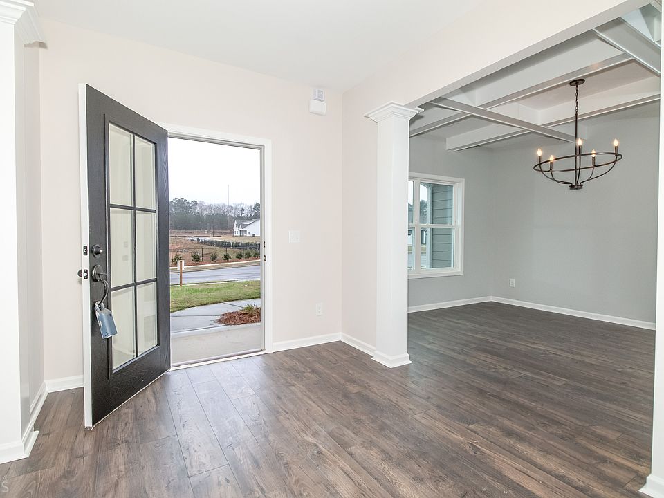 104 Standing Oaks Dr Senoia GA Zillow