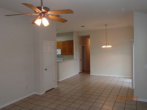 3rd image of 3118 Northwest Blvd #B