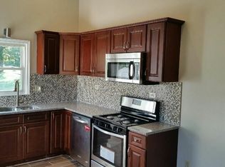 129 Southfield Dr, Brockton, MA 02302