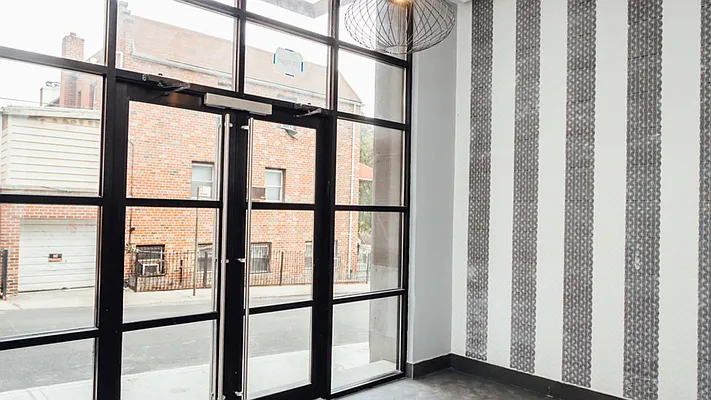 Rented by Nooklyn NYC LLC | media 41