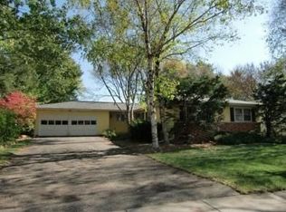 909 Arden Ln, Madison, WI 53711