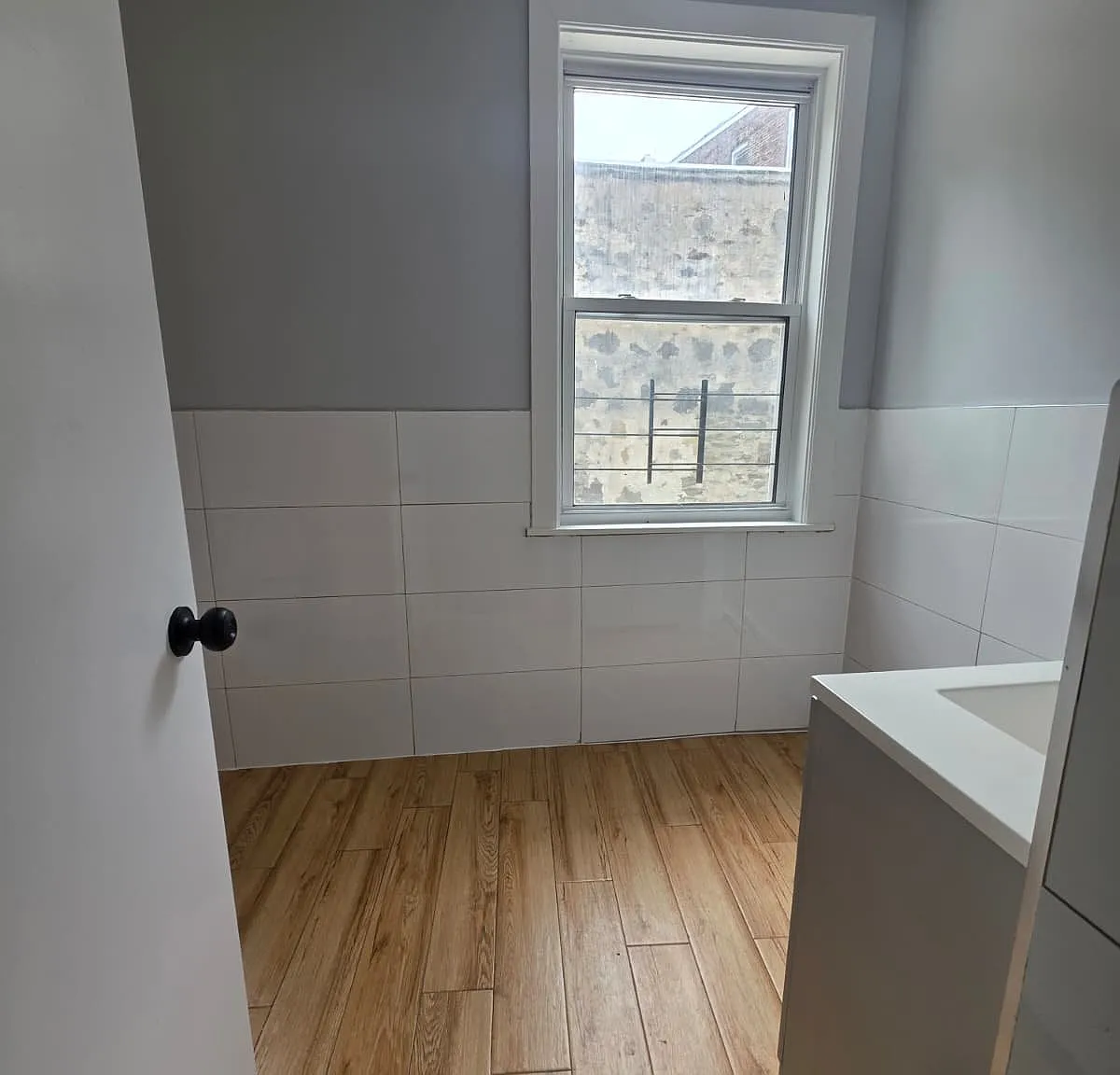 2 bed, 1.0 bath, $2,600 — Photo 2