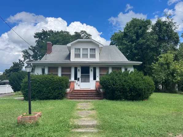504 S Pennsylvania Ave, Carterville, IL 62918