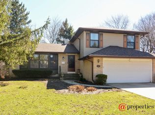 624 Burdick St, Libertyville, IL