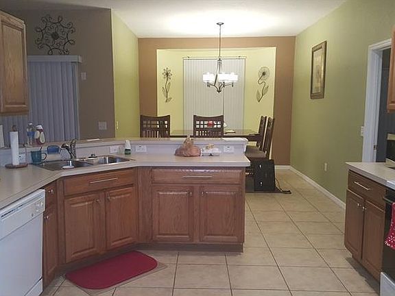 4th image of 7916 Oak Run Cir