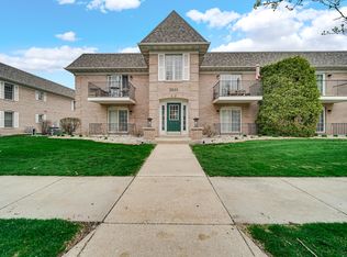 2649 Georgetowne Dr Unit B-2, Highland, IN