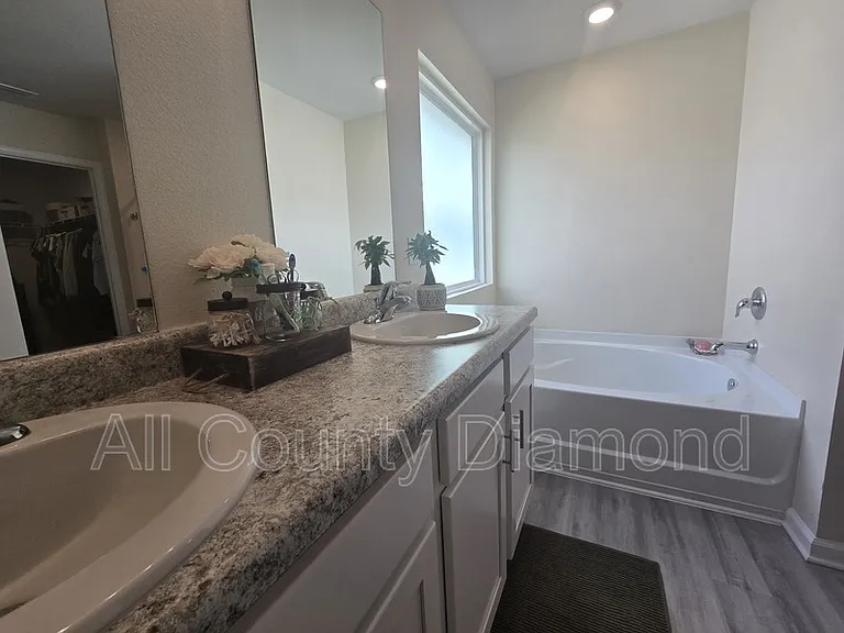 6617 Slabinski Ln — Photo 16