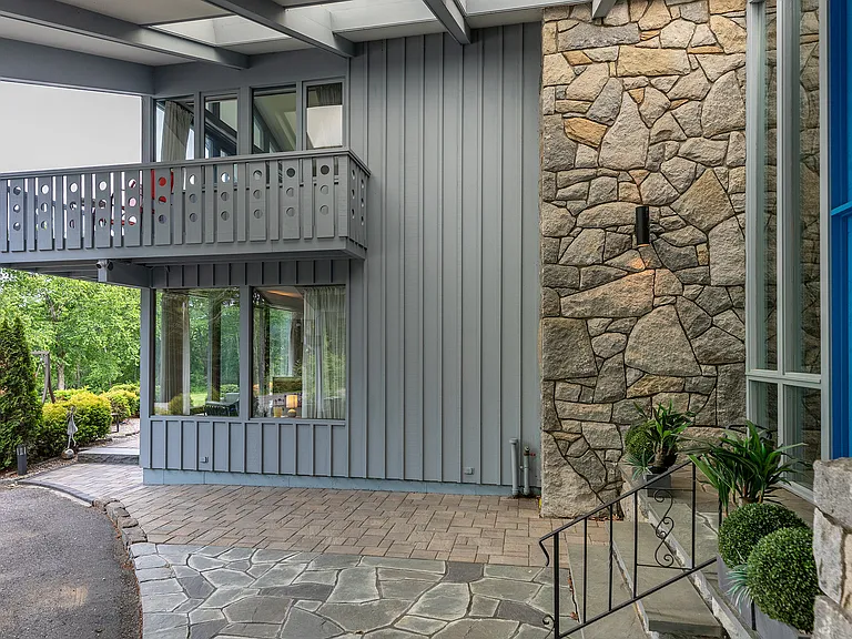 250 Westledge Dr — Photo 6