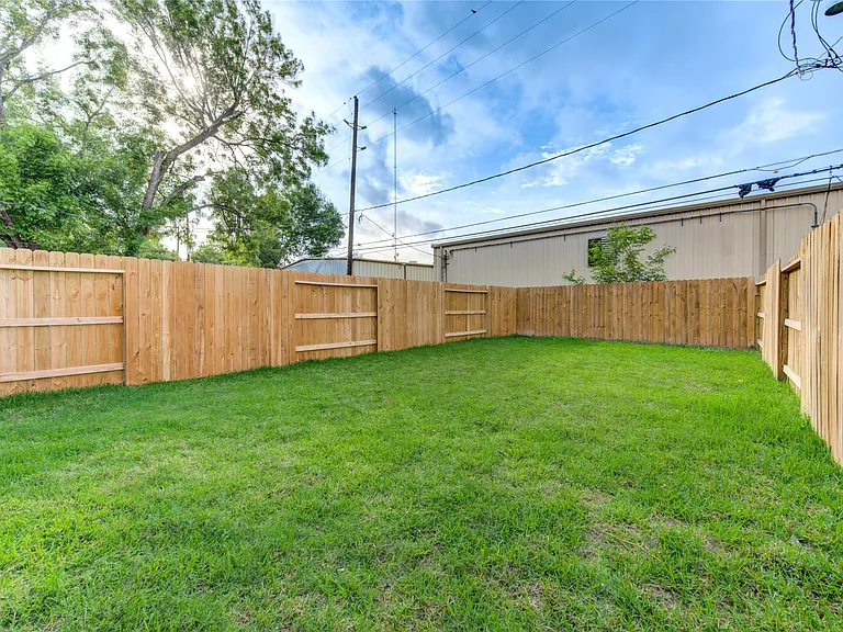 10021 Alfred Ln #B — Photo 41