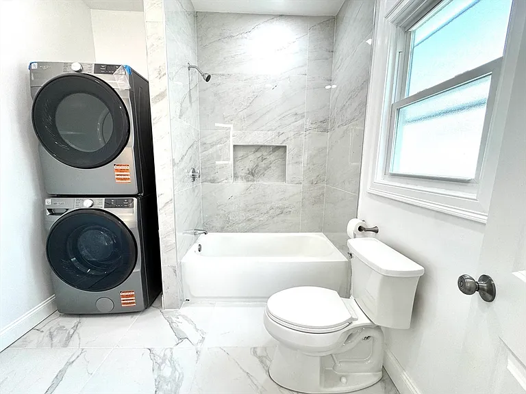 56 Pinckney St #1 — Photo 15