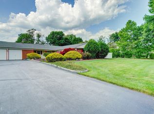 550 Elton Adelphia Rd, Freehold, NJ 07728