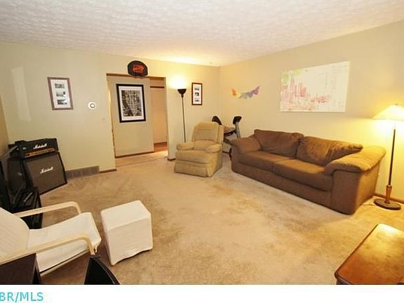 3rd image of 6516 Red Fern Pl
