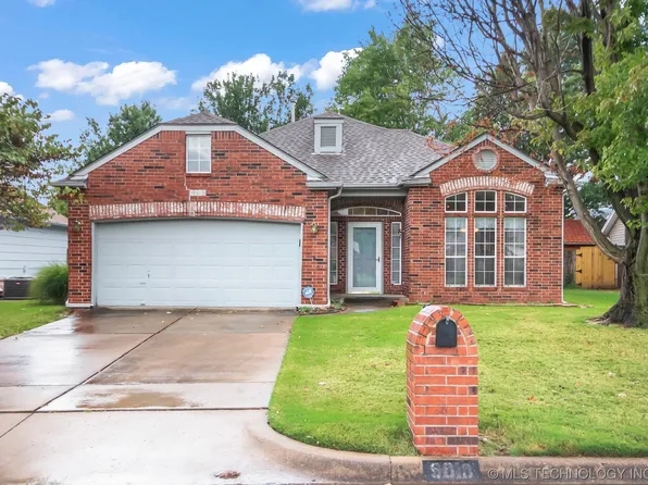 9018 E 75th St, Tulsa, OK 74133