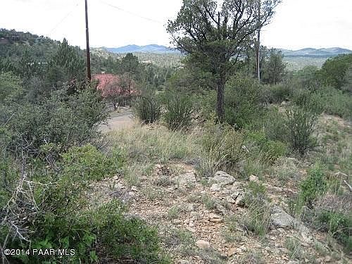 4th image of 1408 W Carlock Dr