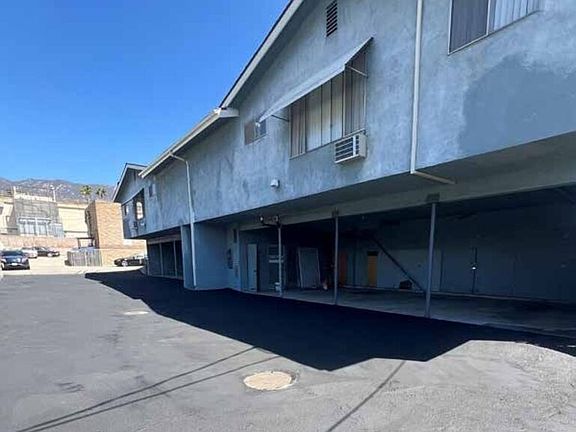 4th image of 4447 Ocean View Blvd