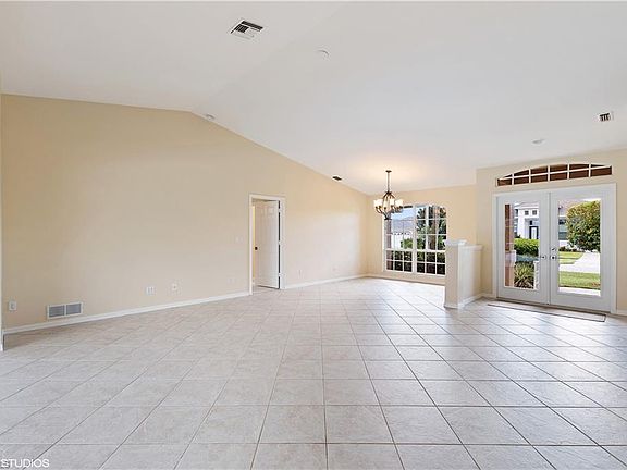 3rd image of 143 Balfour Dr