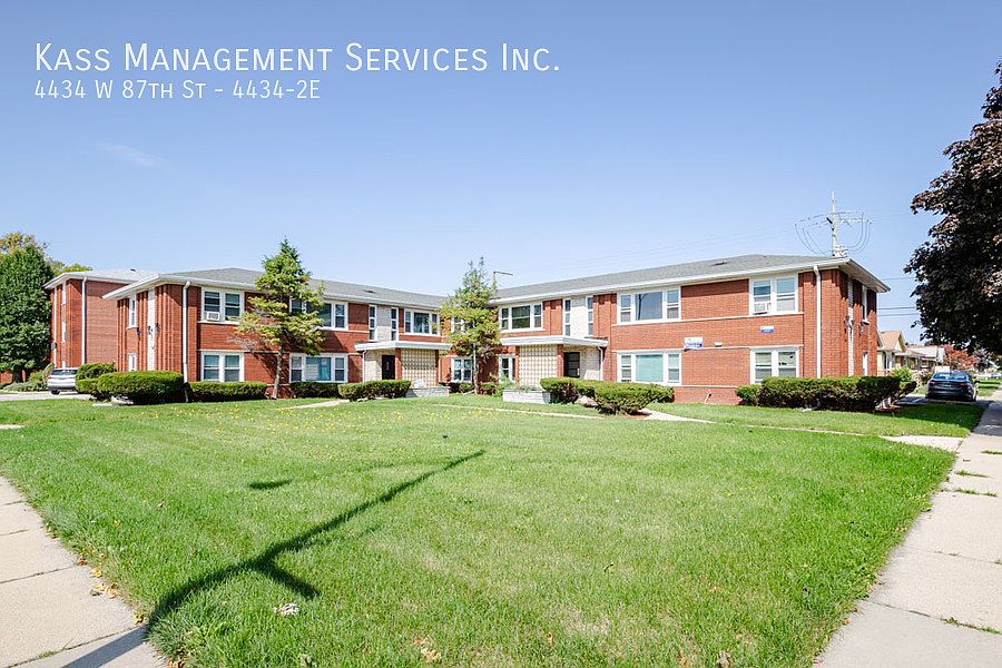 2nd image of 4434 W 87th St APT 2E
